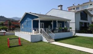 İSTANBUL (AA) – Karmod, Gürcistan'ın Batum şehrindeki prefabrik konutların kurulumunu