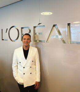 İSTANBUL (AA) – L'Oreal Türkiye, kanserle mücadele eden çalışanlarına yönelik,