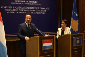 PRİŞTİNE (AA) – Lüksemburg Dışişleri Bakanı ve Başbakan Yardımcısı Xavier