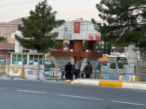 - İçişleri Bakanlığınca Mardin Büyükşehir Belediye Başkanlığına Ahmet Türk'ün yerine