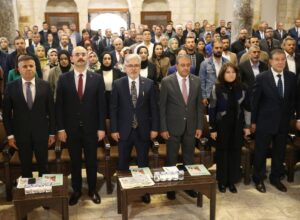 - "Öğretmenlerimiz ne kadar çok kültür membaından beslenirse, şehirle ve