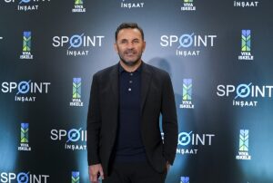 İSTANBUL (AA) – Galatasaray Teknik Direktörü Okan Buruk, sakatlığı nedeniyle