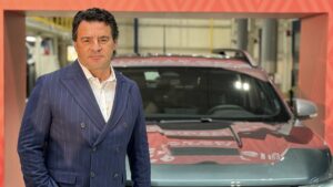 - "Özellikle faizlerin bir miktar aşağı gelmesi, kurlardaki dengenin daha