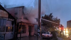 SAKARYA (AA) – Sakarya'nın Hendek ilçesinde bir evde çıkan yangın