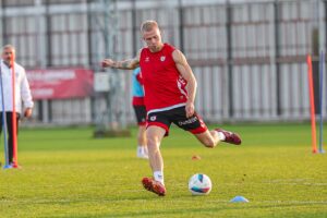 SAMSUN (AA) – Trendyol Süper Lig ekiplerinden Samsunspor'un tecrübeli oyuncusu