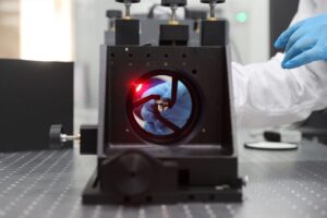 - ASELSAN işbirliğinde üretilen lensler savunma sanayisinde kullanılacak