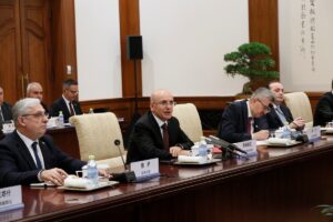 PEKİN (AA) – Hazine ve Maliye Bakanı Mehmet Şimşek, Türkiye