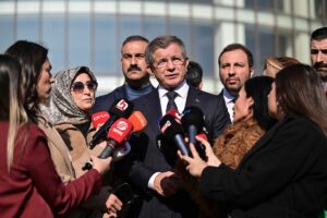 - Duruşmada savunmasını yapan tutuklu sanık Hasan Basri Gök, hemşire