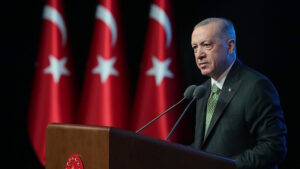 - "2025 yılında asgari ücret yüzde 30 artışla net 22