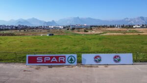 - Kentte 8 Aralık'ta 39 ülkeden 608 sporcunun katılımıyla düzenlenecek