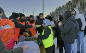 ARTVİN (AA) – Artvin'deki Atabarı Kayak Merkezi'nde "7. Geleneksel Kar
