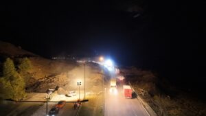 ARTVİN (AA) – Artvin'in Arhavi ilçesinde heyelan sonucu kapanan Karadeniz