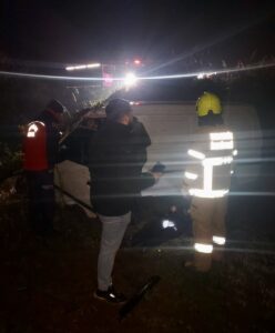 BALIKESİR (AA) – Balıkesir'in Susurluk ilçesinde panelvanın şarampole devrilmesi sonucu