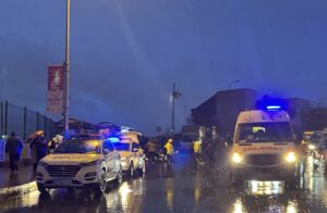 İSTANBUL (AA) – Beyoğlu'nda devrilen motosikletin sürücüsü yaralandı. Tarlabaşı Bulvarı'nda