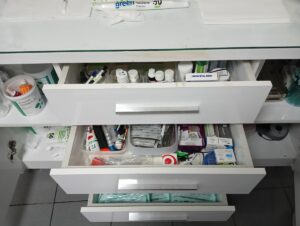 BURSA (AA) – Bursa'nın Osmangazi ilçesinde polis ekipleri kaçak diş