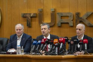 - "Biz cumartesi günü sivil toplum örgütlerinin Ankara'daki 66 sivil