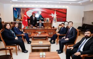 KIRŞEHİR (AA) – Cumhurbaşkanı Yardımcısı Cevdet Yılmaz, Kırşehir'de Kaman Kaymakamlığı