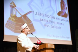 - "İslam'daki vakıf anlayışının kurucusu Peygamber Efendimizdir ve biz de