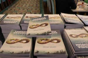 ERZURUM (AA) – Erzurum Büyükşehir Belediye Başkanı Mehmet Sekmen, yazdığı