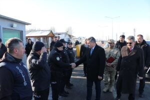 ERZURUM (AA) – Erzurum Valisi Mustafa Çiftçi, kentte yılbaşı tedbirleri