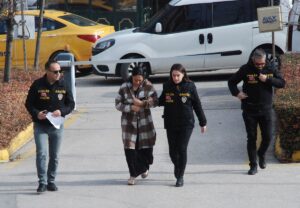 - 11 çocuğu bulunan ve 12'nci çocuğuna hamile olduğu öğrenilen