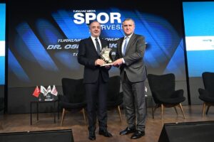 İSTANBUL (AA) – Gençlik ve Spor Bakanı Osman Aşkın Bak,