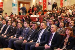 ANKARA (AA) – Gençlik ve Spor Bakanlığı, gençlerin politika geliştirme