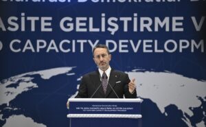 İSTANBUL (AA) – Cumhurbaşkanlığı İletişim Başkanı Fahrettin Altun, "Filistin'de, Gazze'de