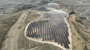 - Gerçekleştirilen yatırım, GES'lerden oluşan 25 Megavat'lık (MW) kurulu gücü