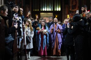 İSTANBUL (AA) – İstanbul Beyoğlu ve Şişli'deki kiliselerde Noel dolayısıyla