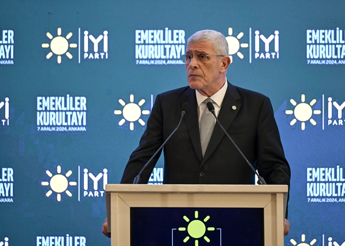 İYİ Parti Genel Başkanı Dervişoğlu, partisinin “Emekliler Kurultayı”nda konuştu: