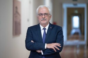 İSTANBUL (AA) – ​​​​​​​İstanbul Sabahattin Zaim Üniversitesi (İZÜ) Rektörü Prof.