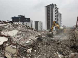 KAHRAMANMARAŞ (AA) – Kahramanmaraş'ın Onikişubat ilçesinde, 6 Şubat 2023'teki depremlerde