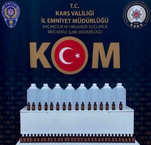 KARS (AA) – Kars'ta düzenlenen sahte içki operasyonunda 3 şüpheli
