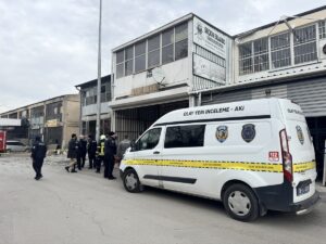 KAYSERİ (AA) – Kayseri'de bir imalathanede boya kazanının patlaması sonucu