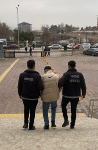 KIRIKKALE (AA) – Kırıkkale'de uyuşturucu operasyonunda yakalanan zanlı tutuklandı. İl