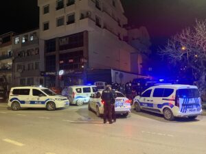 - Ehliyetine 8 ay süreyle el konulan ve aracı 2