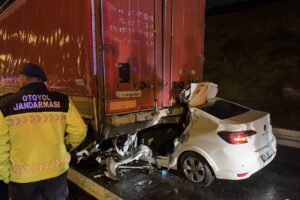 İSTANBUL (AA) – Kuzey Marmara Otoyolu'nun Tuzla geçişinde emniyet şeridindeki