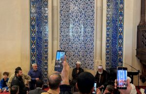 BEYRUT (AA) – Lübnan'ın başkenti Beyrut'ta cuma hutbelerinin konusu Suriye'deki