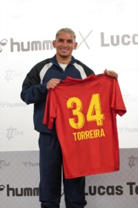 İSTANBUL (AA) – Uruguaylı futbolcu Lucas Torreira, Galatasaray'da forma giymekten