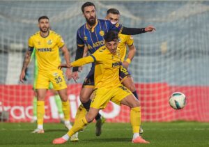 Stat: Menemen İlçe Hakemler: Raşit Yorgancılar, Abdülhamit Söyler, Harun Reşit