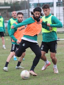 SAKARYA (AA) – Sakaryaspor, Trendyol 1. Lig'in 16. haftasında evinde
