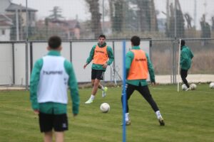 SAKARYA (AA) – Sakaryaspor, Trendyol 1. Lig'in 15. haftasında deplasmanda