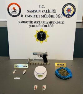 SAMSUN (AA) – Samsun'un merkez Canik ilçesinde düzenlenen uyuşturucu operasyonunda