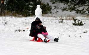 KARS (AA) – Yeterli kar yağışı almadığından resmi olarak sezonun