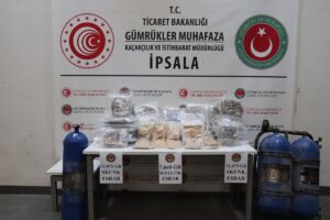 - İpsala ve Esendere gümrük kapılarında düzenlenen operasyonlarda toplam 493