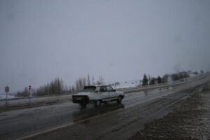 TOKAT (AA) – Tokat-Sivas kara yolunda kar yağışı etkili oldu.