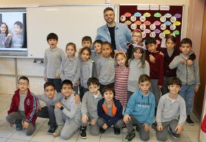 TRABZON (AA) – Trabzon'da ilkokul öğrencileri, Tutum, Yatırım ve Türk