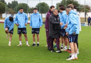 TRABZON (AA) – Trabzonspor Teknik Direktörü Şenol Güneş, 19 yaş