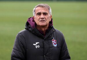TRABZON (AA) – Trabzonspor Teknik Direktörü Şenol Güneş, "Zor dönemi